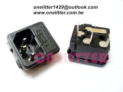 2197  3P接地附保險絲座推入式